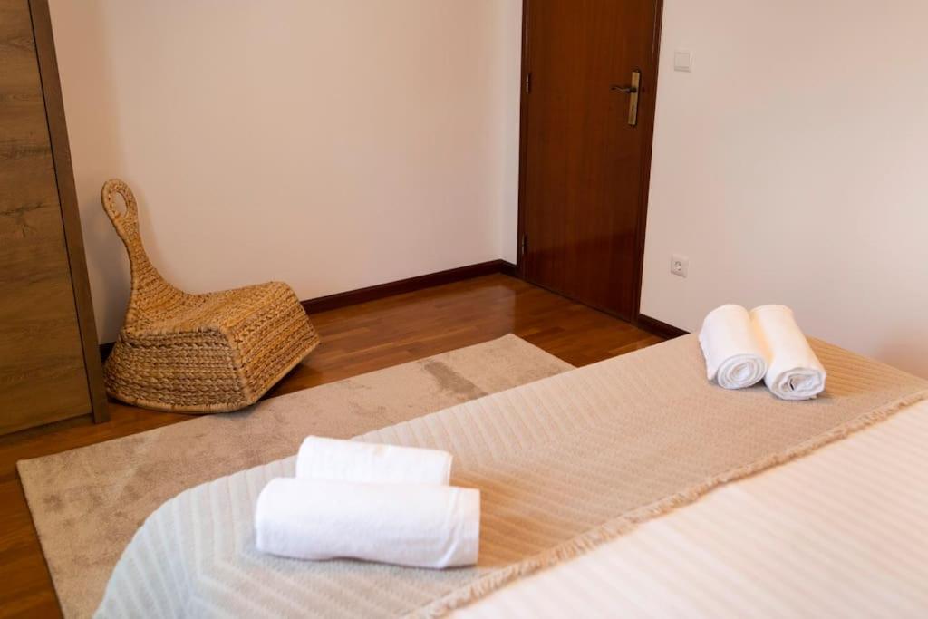 Entrevillas Alojamento Local, Apartamento T2 Arcos de Valdevez Kültér fotó